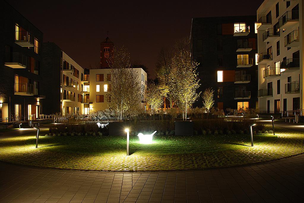 Novum Center Near The Train Station By Sun & Snow Krakov