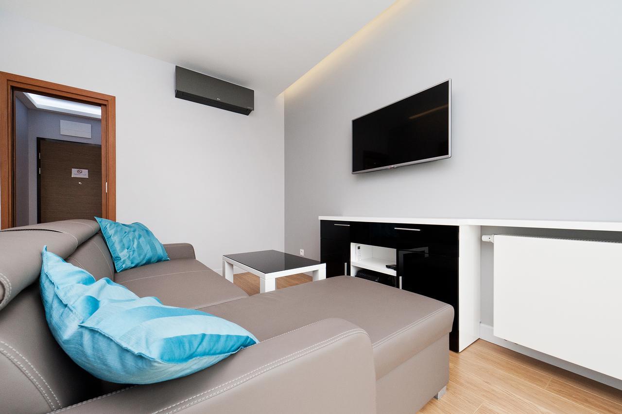 Novum Center Near The Train Station By Sun & Snow Apartmán Krakov